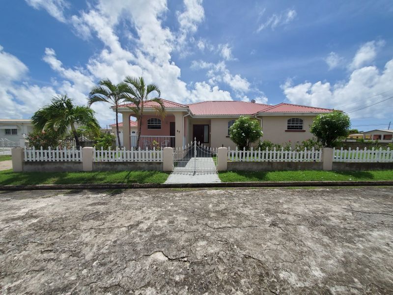3 Bed House/Villa For Sale in Ealing Park Barbados